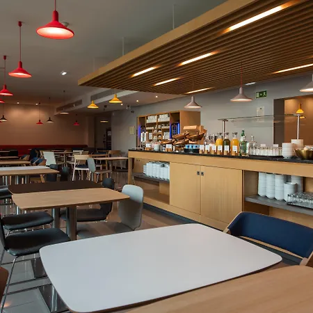 Express Lisbon Airport By Ihg Portela (Loures)