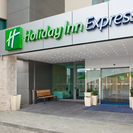 Hotel Express Lisbon Airport By Ihg