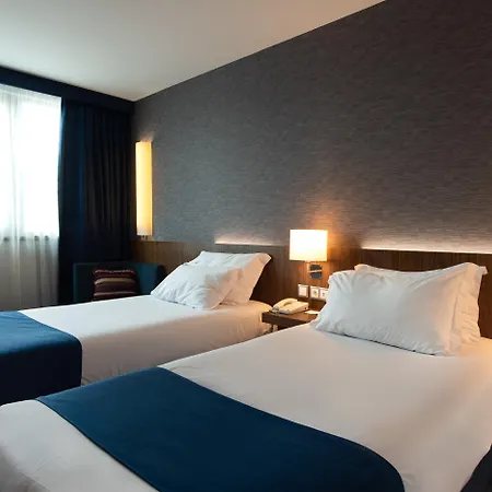Express Lisbon Airport By Ihg Hotel