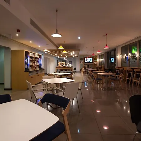 Express Lisbon Airport By Ihg Hotel Portela (Loures)