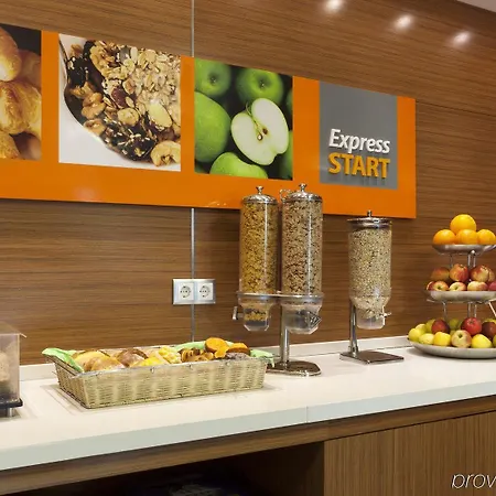 Express Lisbon Airport By Ihg 3* Portela (Loures)