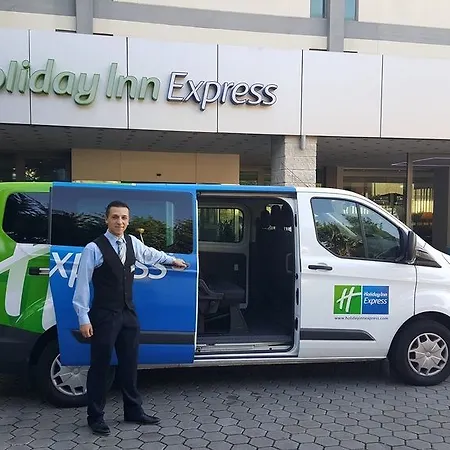 Express Lisbon Airport By Ihg Hotel